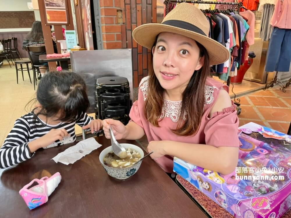 桃園【大溪老街】推薦必吃必買的老街美食，老街一日遊這樣玩！