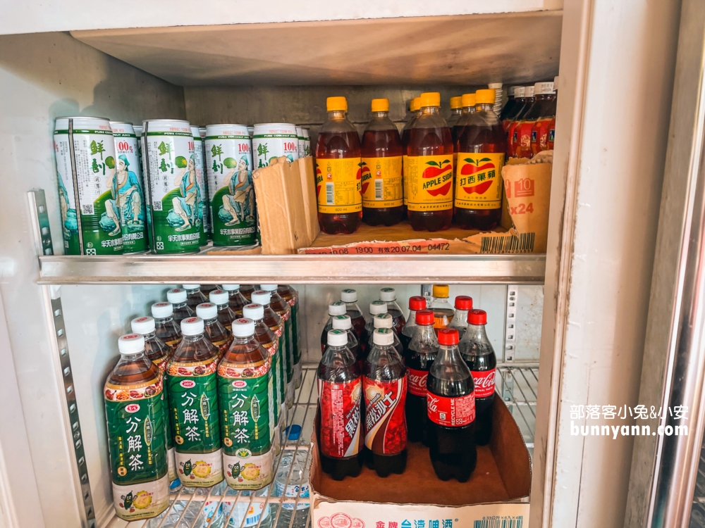 三峽樂源仙境土雞城一邊烤肉一邊玩水超級棒!!