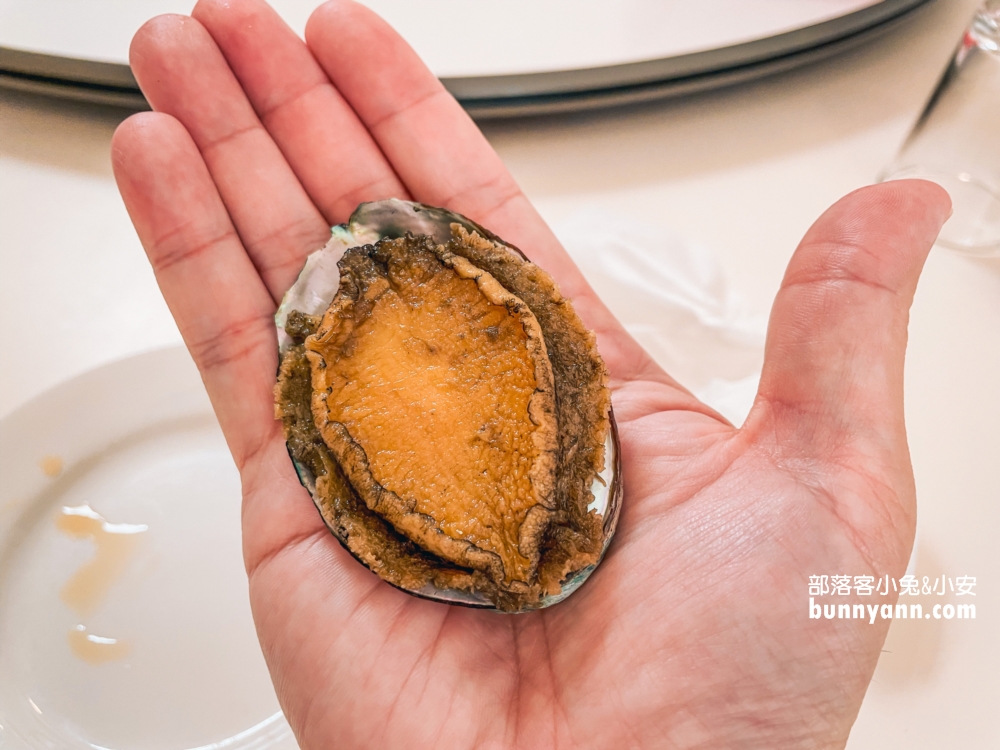 台北美食阿文熱炒，巷弄內的普通店面卻是超強海產餐廳