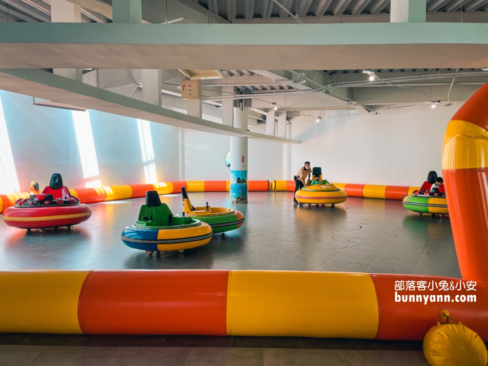 南投【九九峰動物樂園】超過百種鳥類一次看夠！一票到底玩翻天