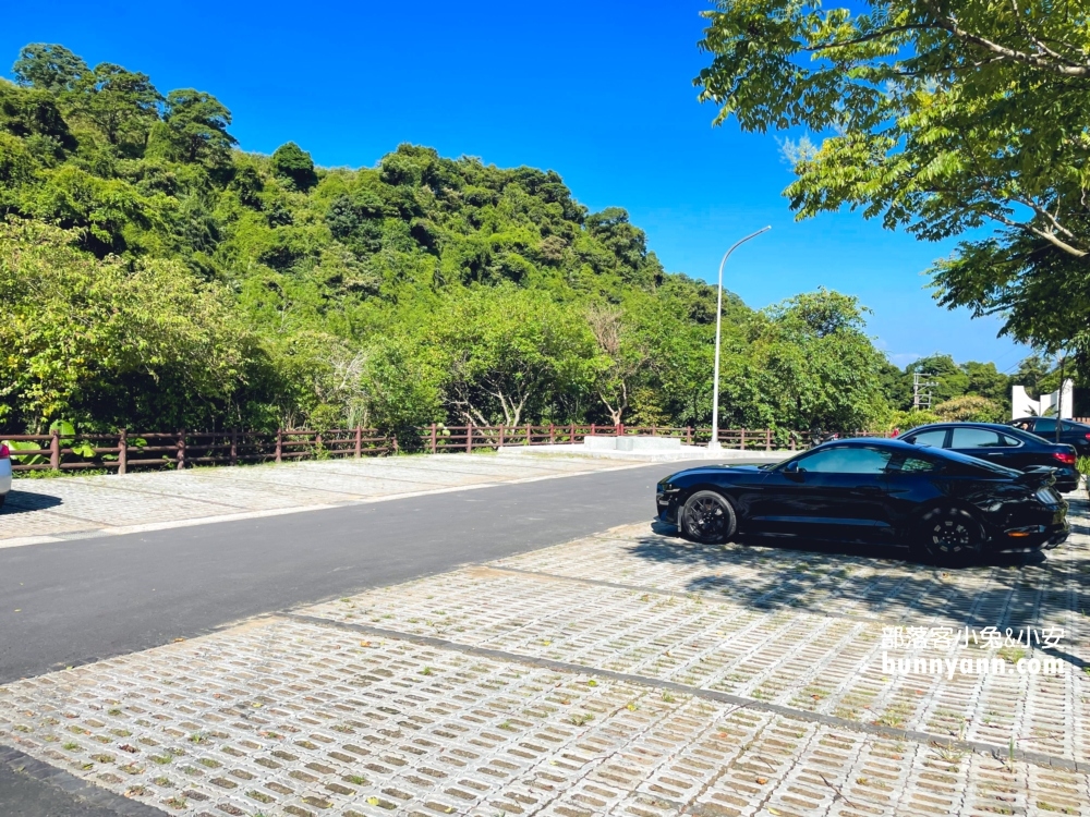基隆【暖東峽谷步道】從入口處到瀑布來回只要30分鐘輕鬆走