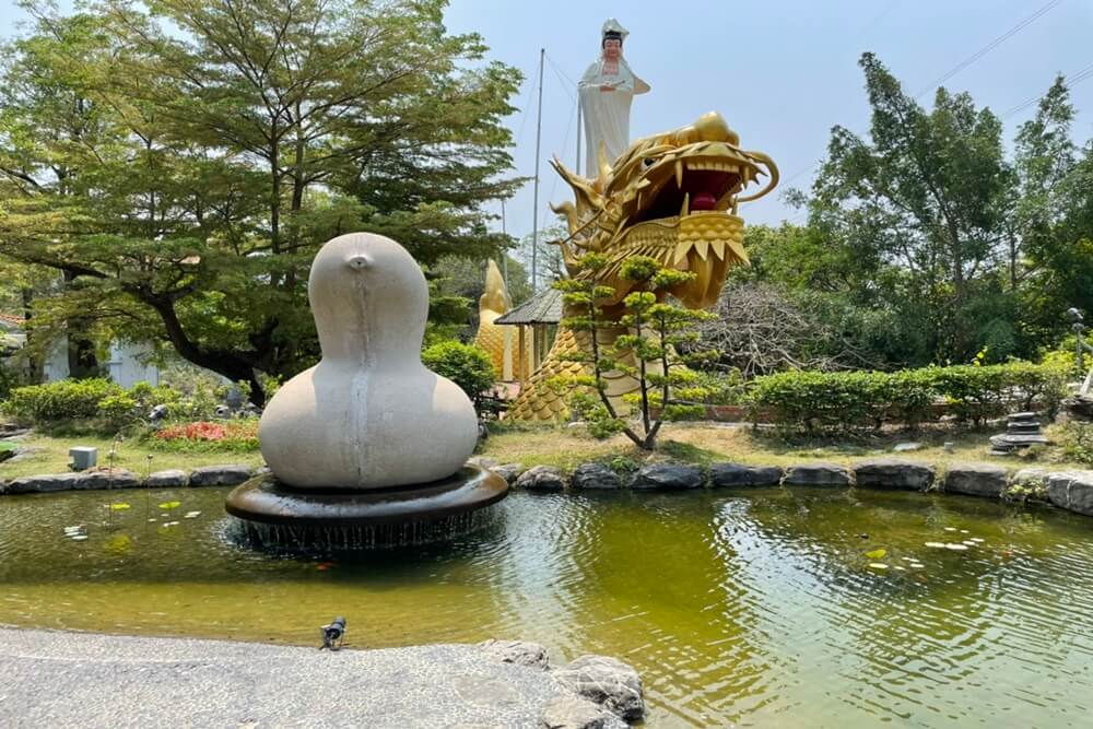 台南版吳哥窟「楠西萬佛寺」超誇張鐘乳石洞，預約參觀方法。
