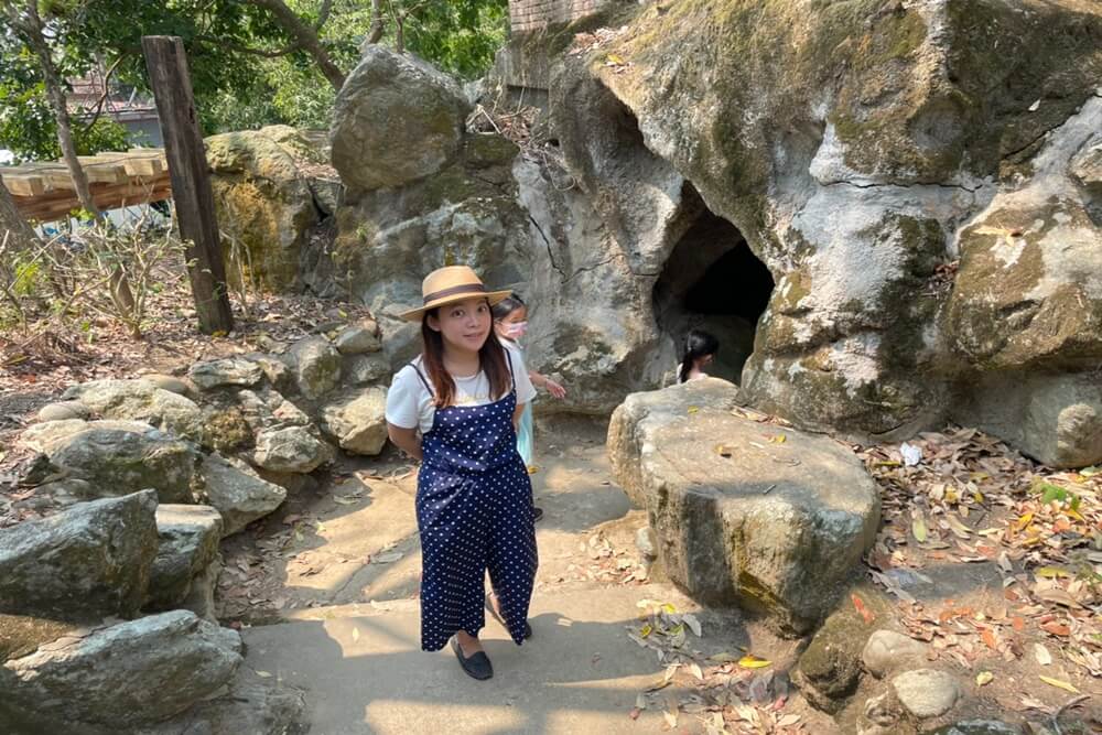 台南版吳哥窟「楠西萬佛寺」超誇張鐘乳石洞，預約參觀方法。