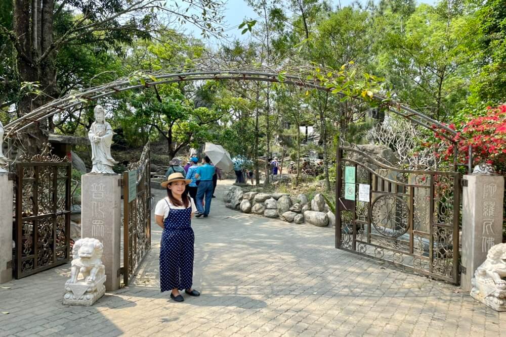 《楠西萬佛寺》台南版吳哥窟，超誇張鐘乳石洞預約參觀方法。