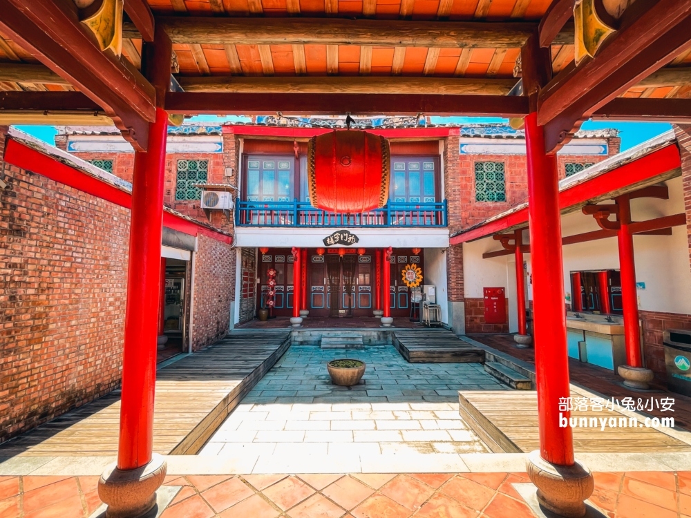 青蛙石海洋遊憩公園，超美救國團墾丁青年活動中心與情人沙灘