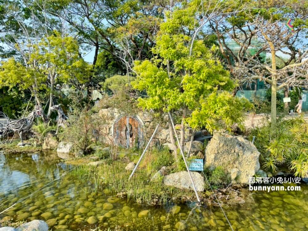 高雄映像鹽埕|復古懷舊小鎮,白色旋轉木馬,大港橋戲院商店街,大玩復古風