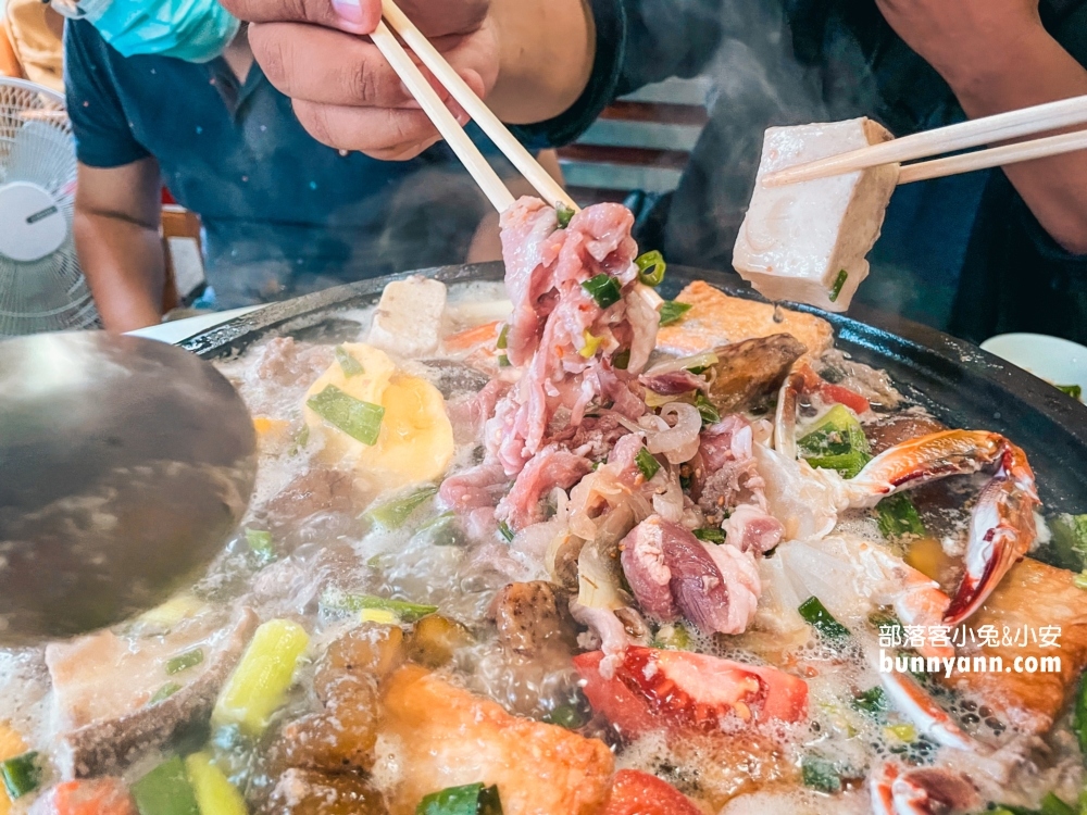 桃園火鍋店「韓鄉石頭火鍋」一年只開八個月的火鍋店。