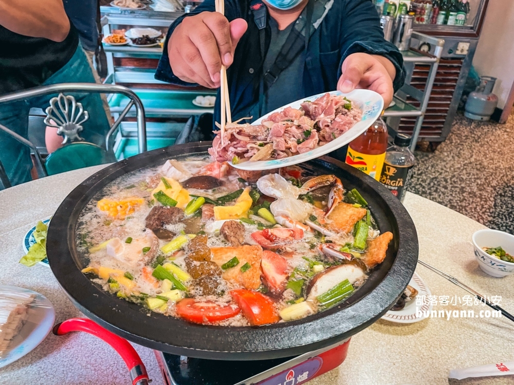 桃園火鍋店「韓鄉石頭火鍋」一年只開八個月的火鍋店。