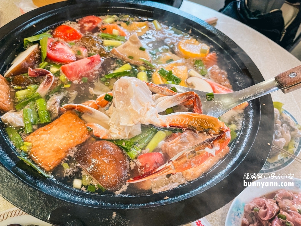 桃園火鍋店「韓鄉石頭火鍋」一年只開八個月的火鍋店。