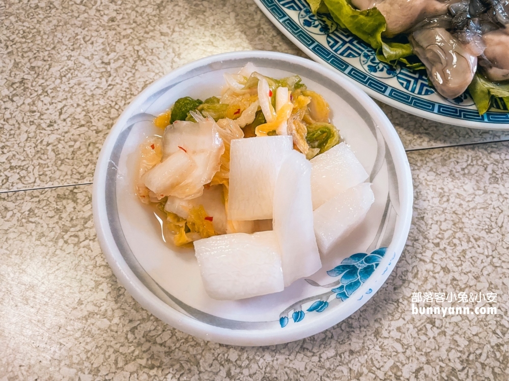 桃園火鍋店「韓鄉石頭火鍋」一年只開八個月的火鍋店。