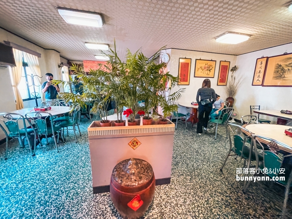 桃園火鍋店「韓鄉石頭火鍋」一年只開八個月的火鍋店。