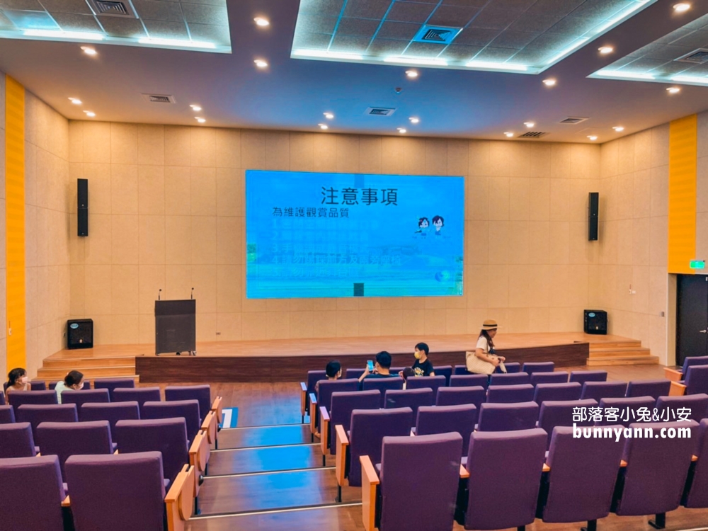 【台南】官田遊客中心，VR實境體驗，大草原跑跑放風好去處