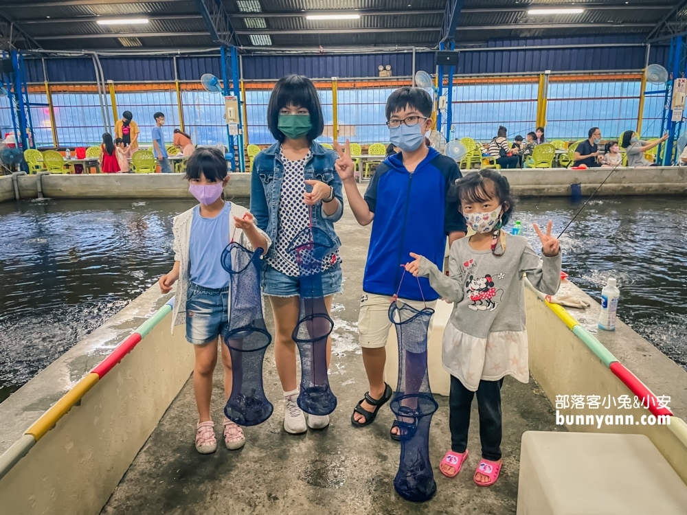 六隻蝦釣蝦場(如意)谷歌評分4.8超好上鉤蝦場，體驗雙鉤釣蝦好地方