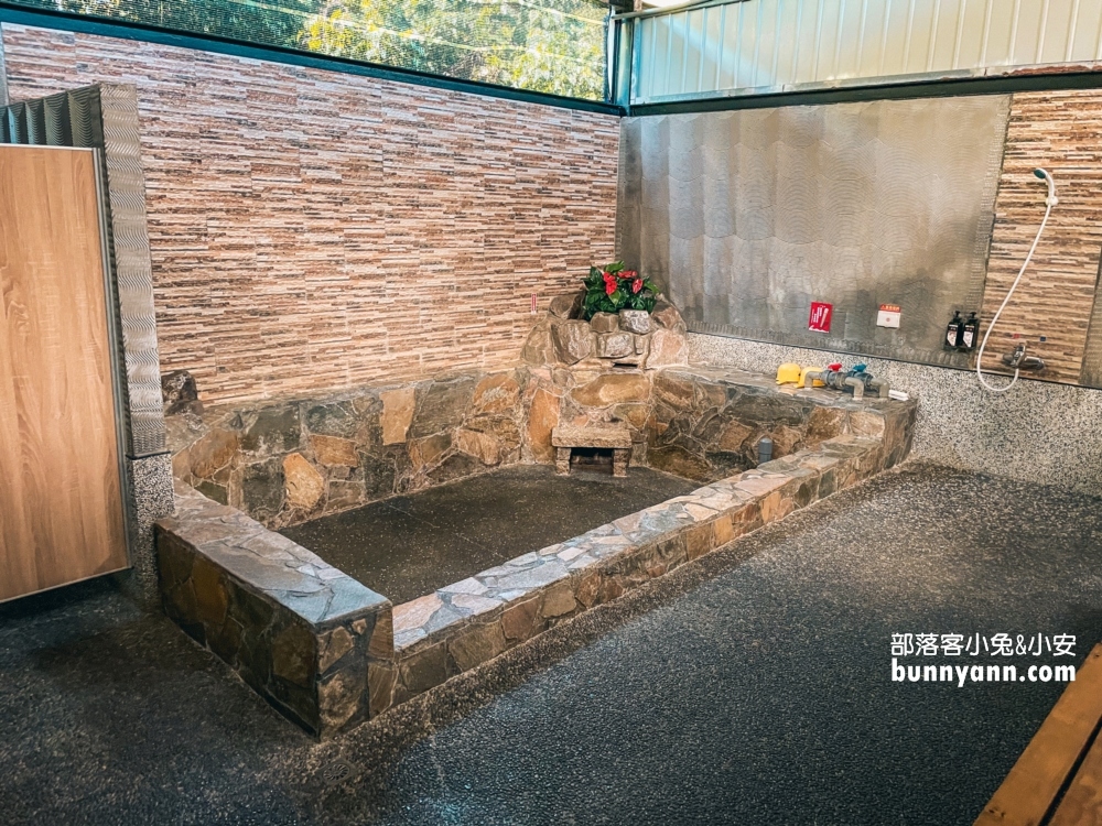 【春水笈溫泉湯屋】礁溪平價溫泉湯屋，家庭池超級大