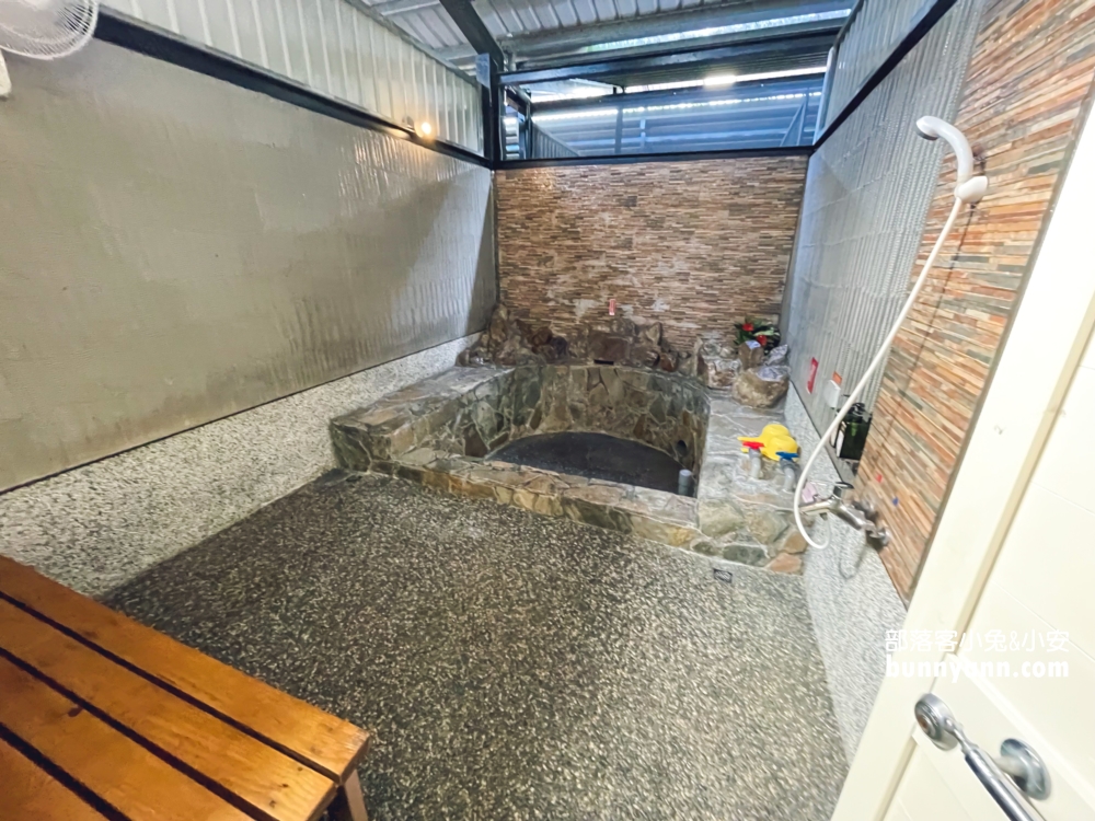 【春水笈溫泉湯屋】礁溪平價溫泉湯屋，家庭池超級大
