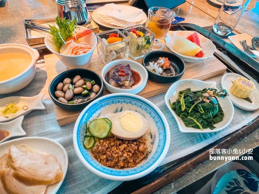 【麗禧溫泉酒店】擁有居高臨下的綠山視野，晚上更能眺望美麗的台北城市燈火
