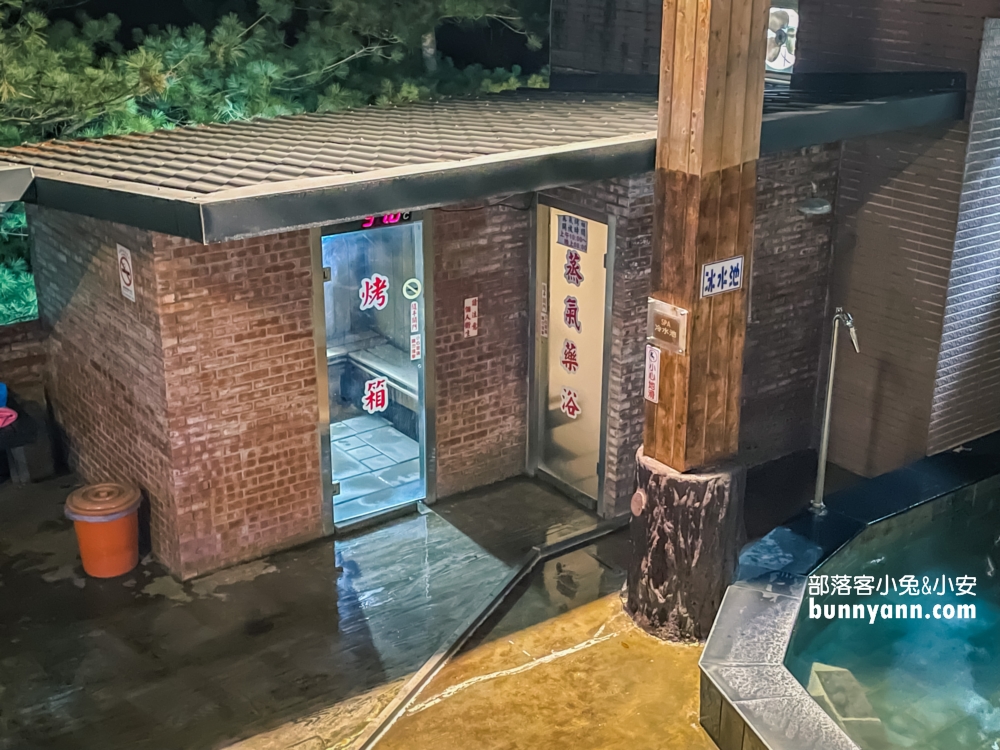 苗栗【湯神溫泉會館】只需200元就能享受日式大眾溫泉風呂，價格相當實惠。
