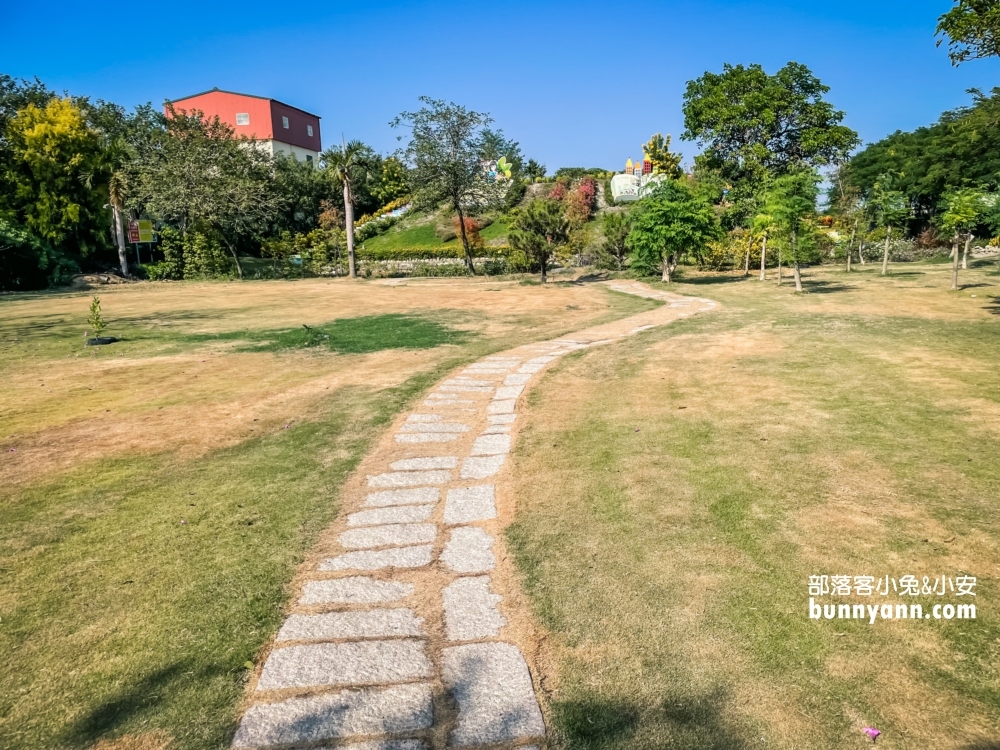 彰化【小班長的家】廁所與商品區也都相當乾淨，逛起來既舒適又不擁擠。