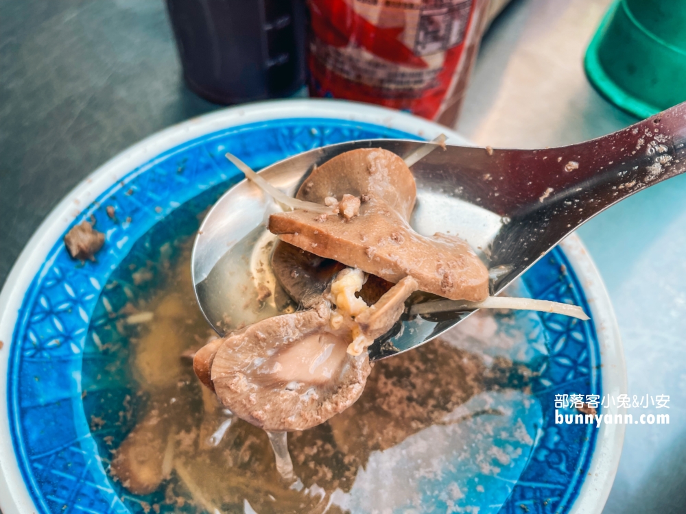 朝天宮美食【輝煌牛肉湯】一碗60元有米酒味的牛肉湯