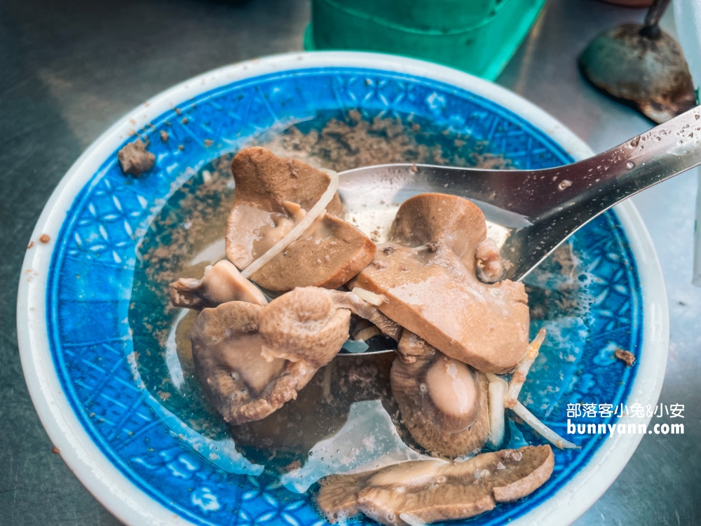 朝天宮美食【輝煌牛肉湯】一碗60元有米酒味的牛肉湯