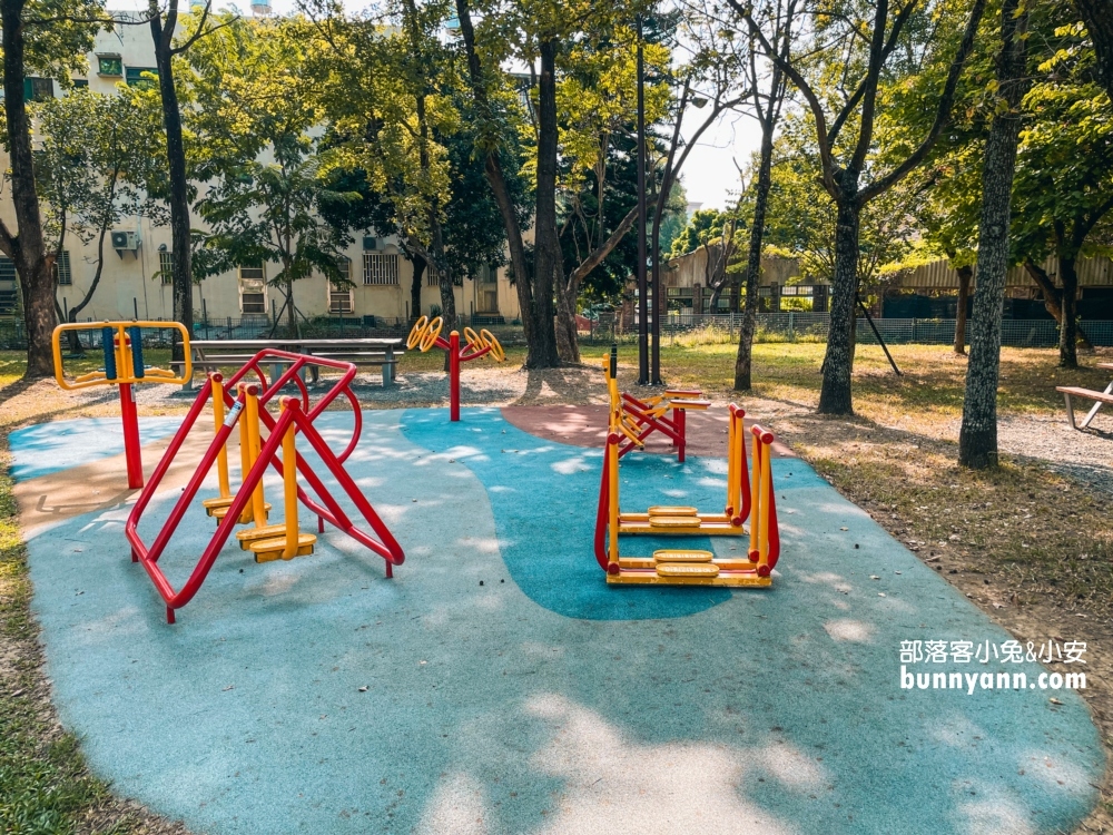 嘉義【打貓親子廣場】民雄有沙坑&溜滑梯的早安公園
