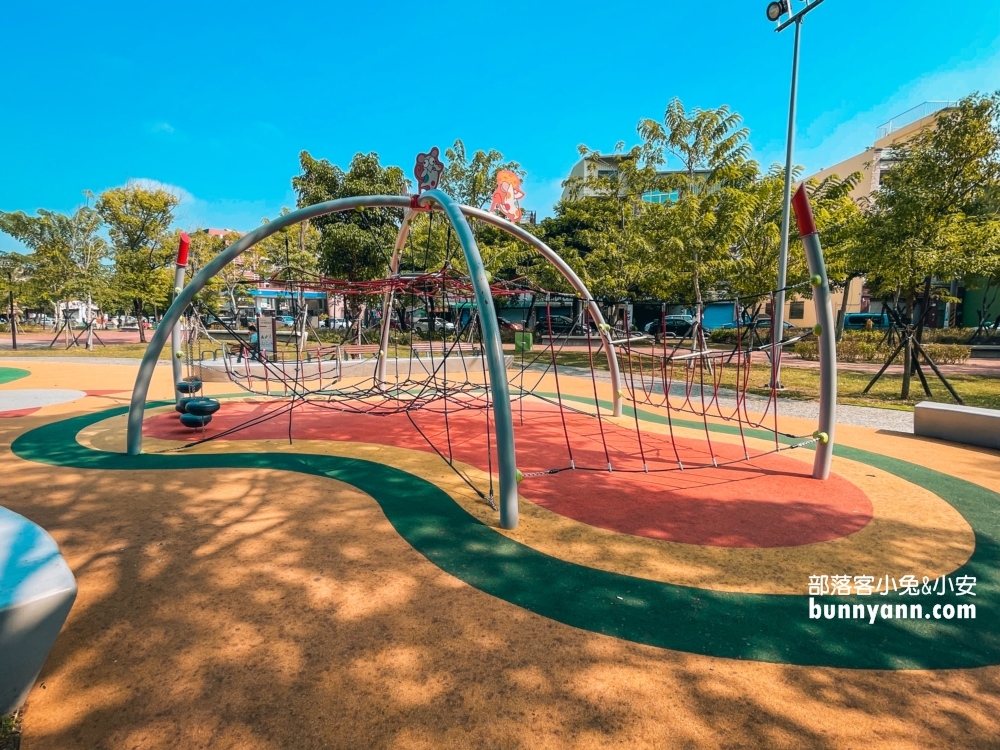嘉義【打貓親子廣場】民雄有沙坑&溜滑梯的早安公園