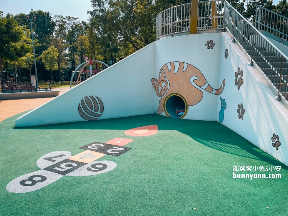 嘉義【打貓親子廣場】民雄有沙坑&溜滑梯的早安公園