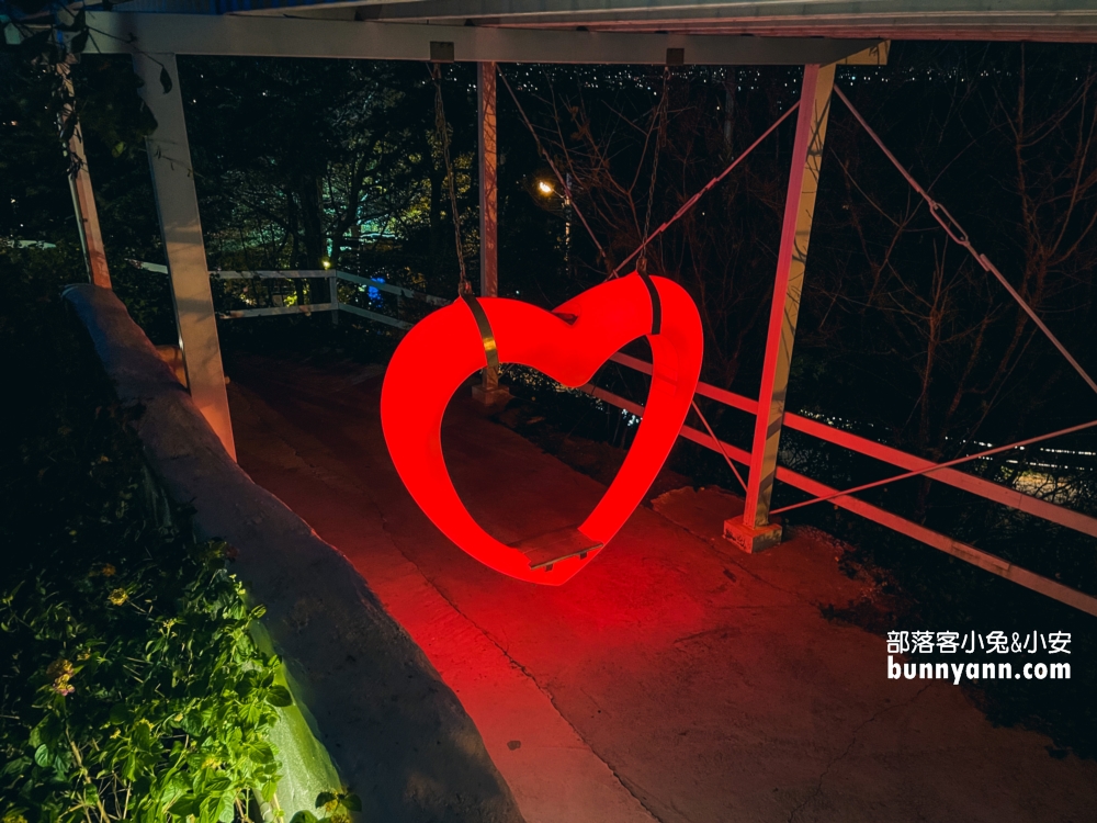新竹「山丘上景觀咖啡館」地中海餐廳賞夜景，菜單與菜色心得