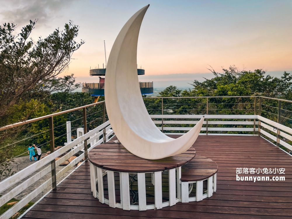 新竹「山丘上景觀咖啡館」地中海餐廳賞夜景，菜單與菜色心得