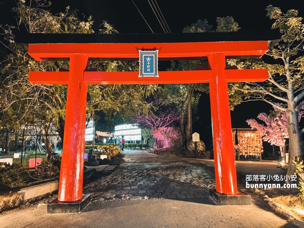 高雄【千野村】夜訪日式景觀園區，秒飛京都日系景觀餐廳(門票優惠)