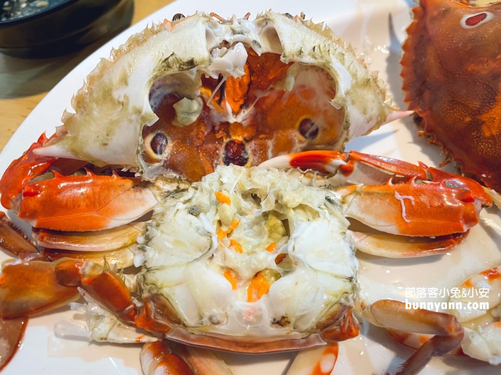 新北【烤魚達人活海鮮】谷歌4.8顆星的評價很高的海鮮餐廳