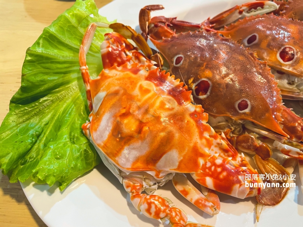 新北【烤魚達人活海鮮】谷歌4.8顆星的評價很高的海鮮餐廳