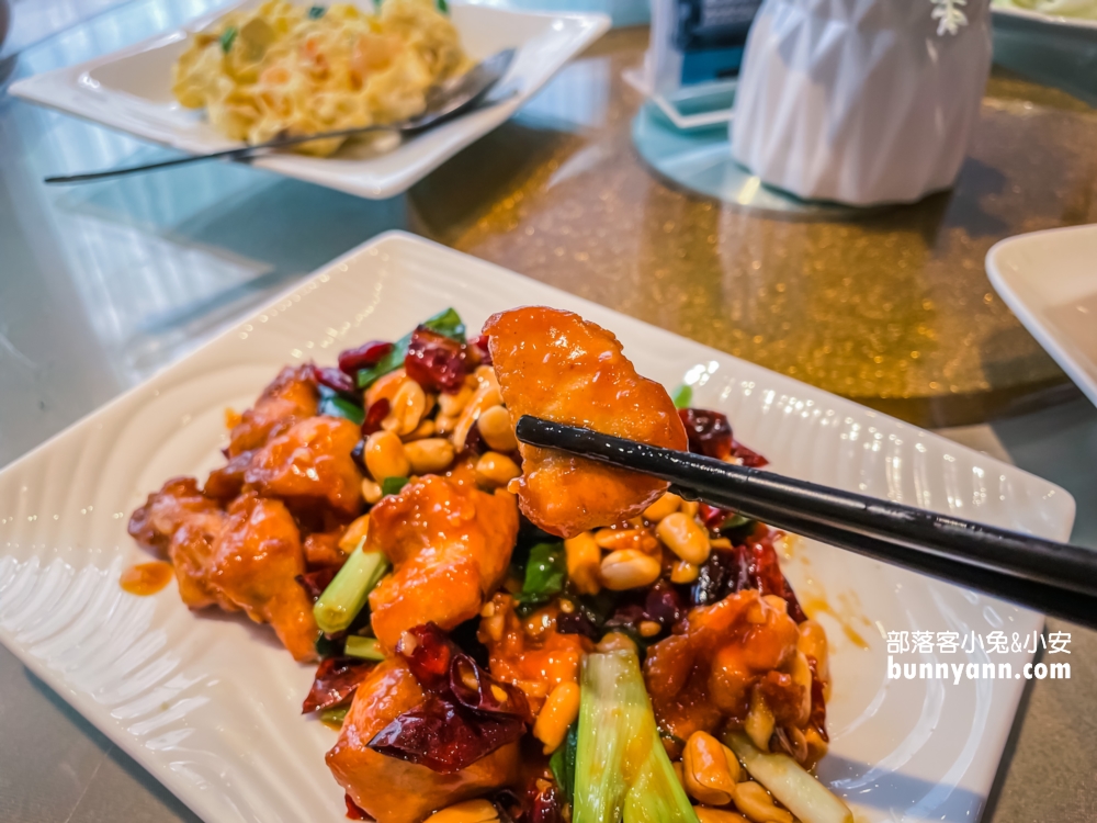 台北【國會康園立法院餐廳】吃飯前還要盤查身份證，來立法院吃頓飯真夠酷