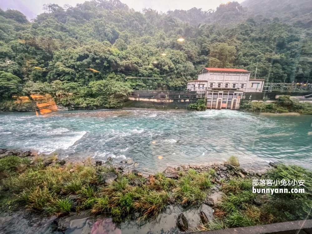 2025【鶴雅溫泉會館】烏來♨️五百元高CP值湯屋，加送咖啡與小蛋糕