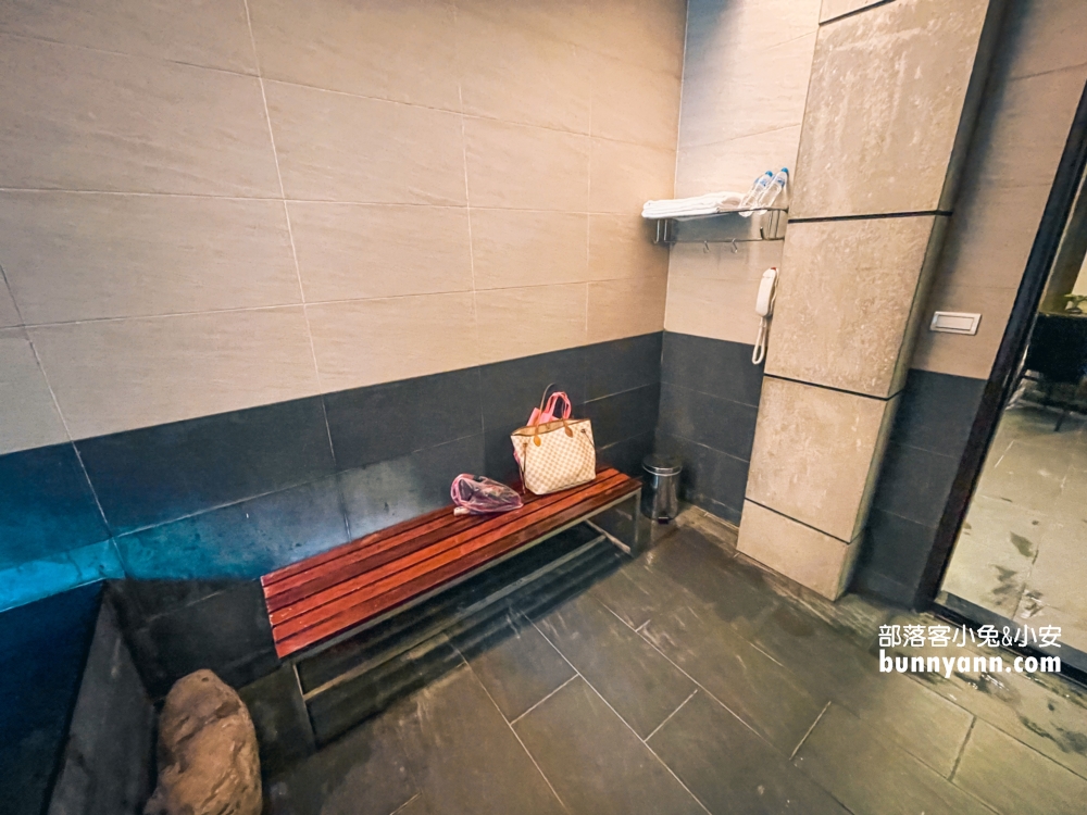 2025【鶴雅溫泉會館】烏來♨️五百元高CP值湯屋，加送咖啡與小蛋糕