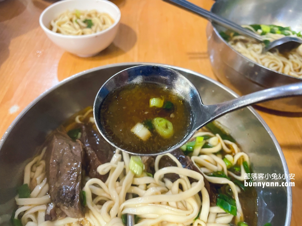 免費吃豆花喝豆漿！老皮牛肉麵，新竹每天客滿的牛肉麵店