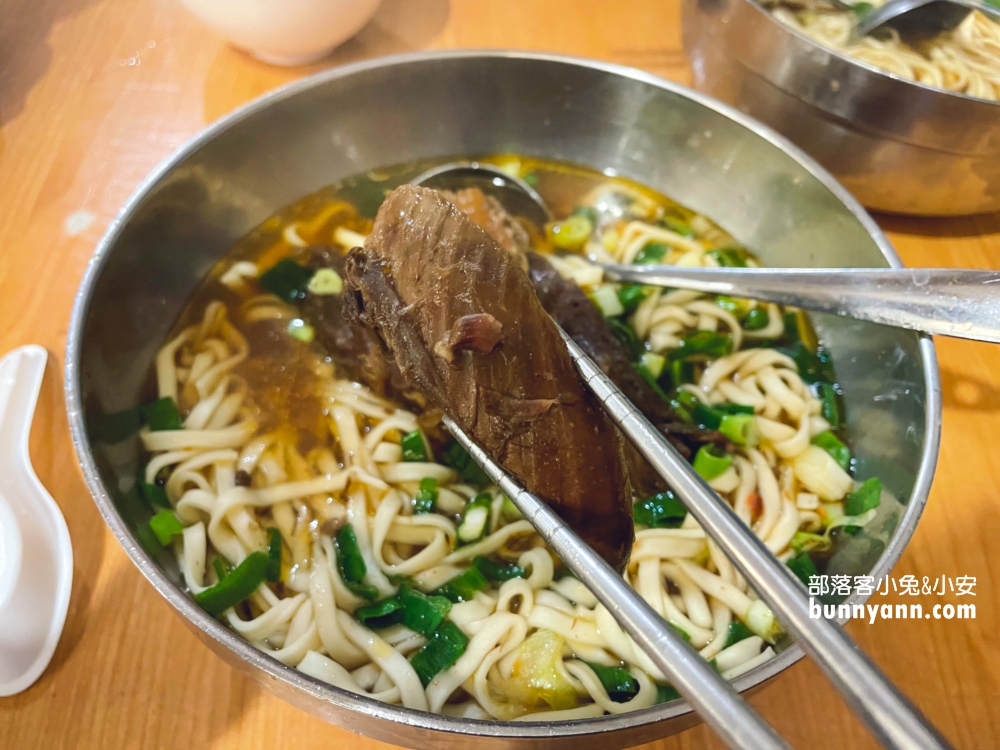 免費吃豆花喝豆漿！老皮牛肉麵，新竹每天客滿的牛肉麵店