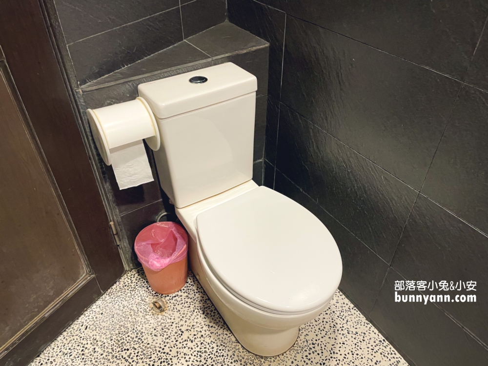 新北烏來【龍門精緻溫泉民宿】有電視的平價湯屋