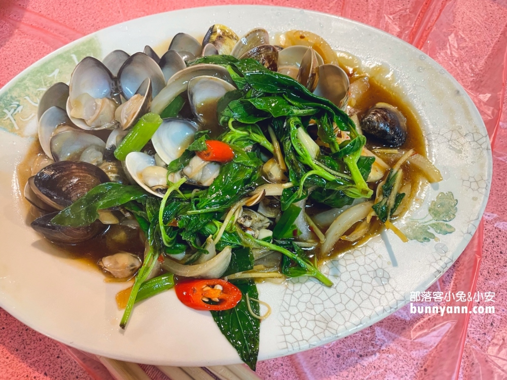 竹子湖《故鄉土雞城》谷歌4.5顆星的評價不錯的土雞城