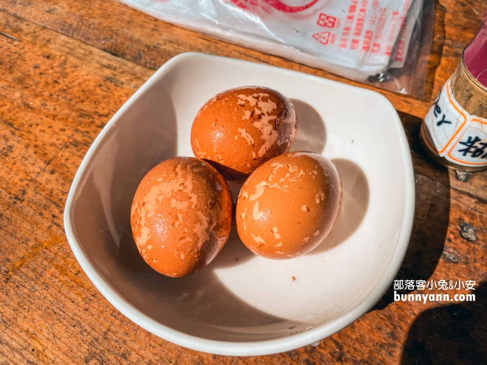 北投【地熱谷公園】~欣賞冒煙的湖，超美台灣形狀手湯