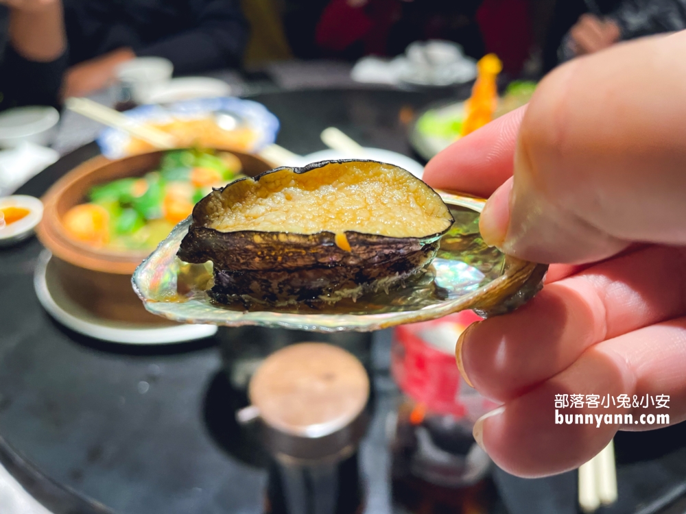 台北海鮮餐廳「新東南海鮮餐廳松山店」老字號又高CP值的海產店