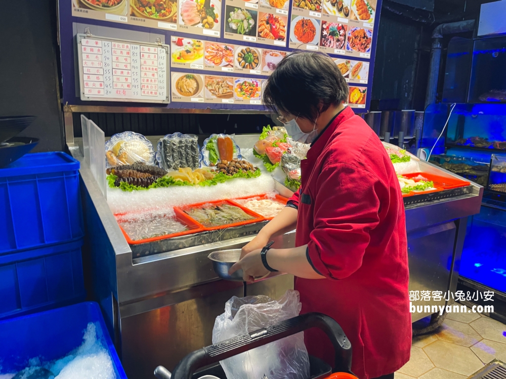 台北海鮮餐廳「新東南海鮮餐廳松山店」老字號又高CP值的海產店