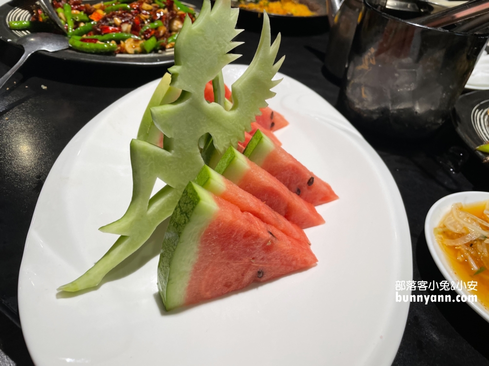 台北海鮮餐廳「新東南海鮮餐廳松山店」老字號又高CP值的海產店
