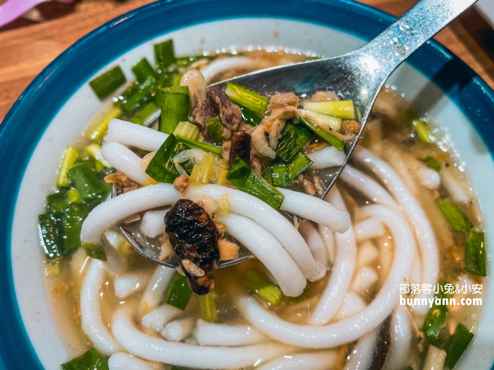羅東【上品佑食堂】羅東平價美食推薦邪惡炸蛋魯肉飯必吃
