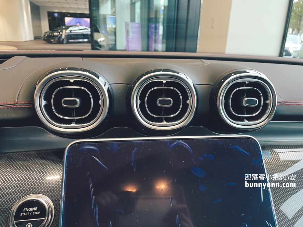 【2024賓士C43】Mercedes-AMG  C43 4MATIC Estate，現場實車拍照、配備與價錢