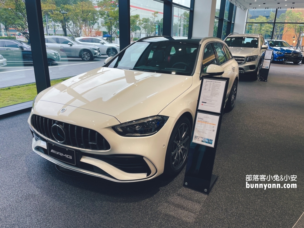 【2024賓士C43】Mercedes-AMG  C43 4MATIC Estate，現場實車拍照、配備與價錢