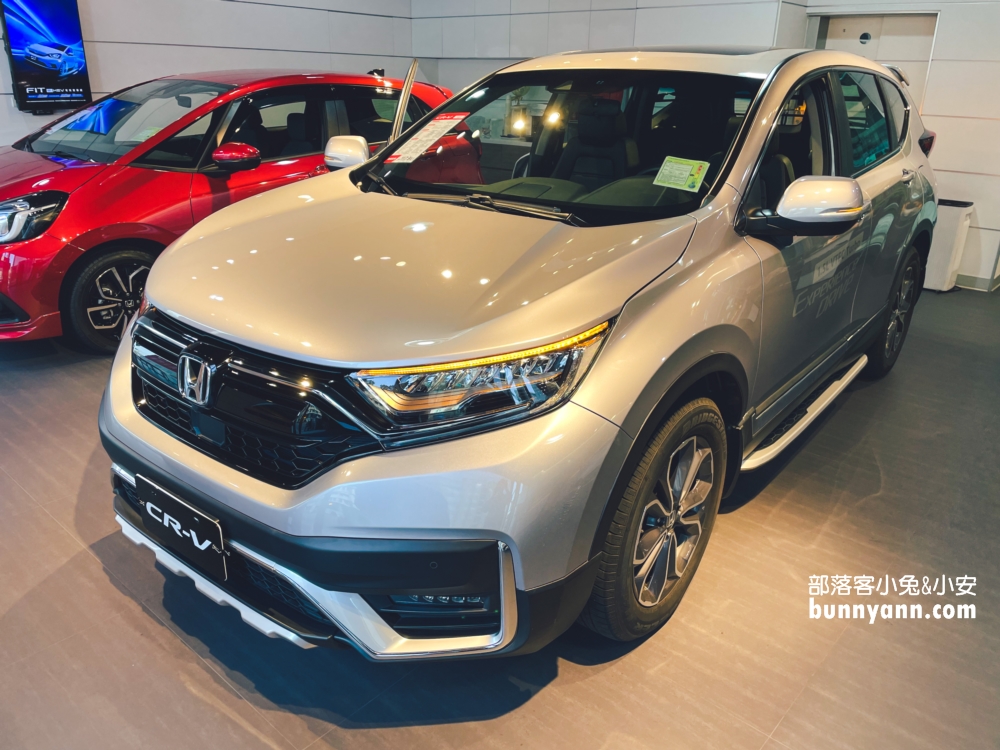 【2023Honda CR-V】本田CRV休旅車，現場實車拍照、配備與價錢!!