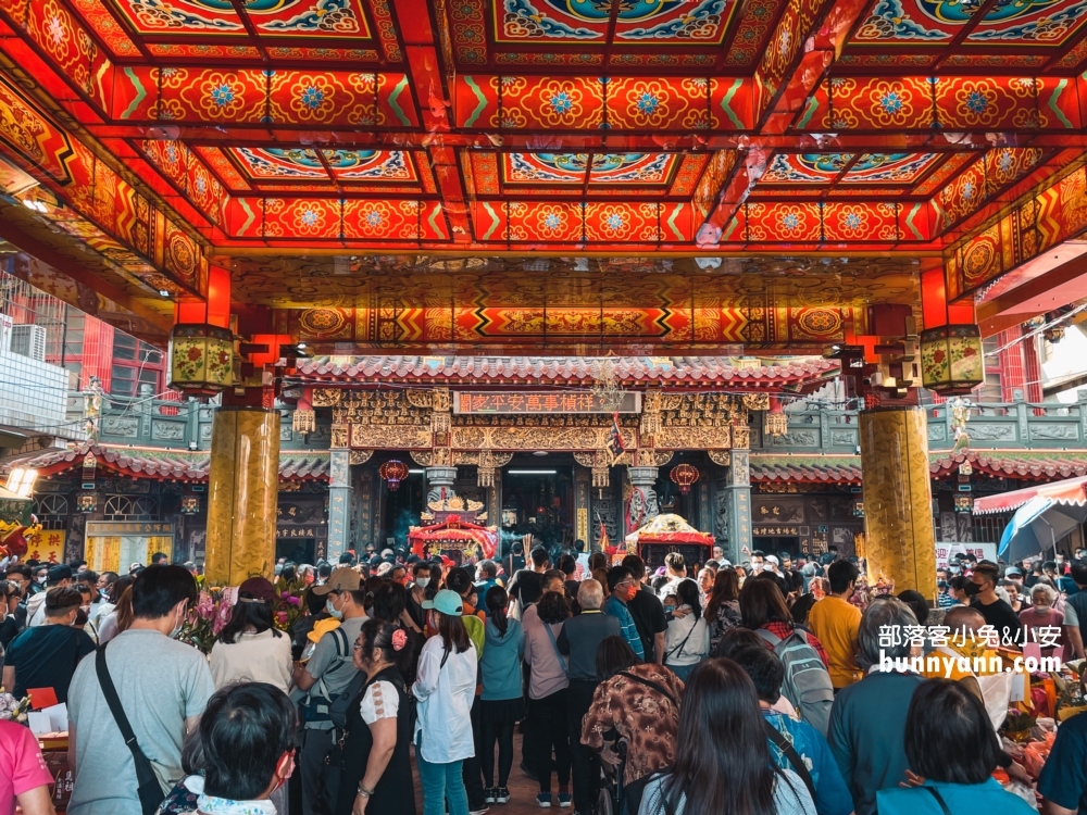 白沙屯拱天宮，通霄人氣景點推薦，香火鼎盛好運旺旺