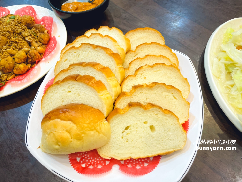 隱藏在田野間的美味！金山萬里甕大王甕仔雞，烤雞控不能錯過