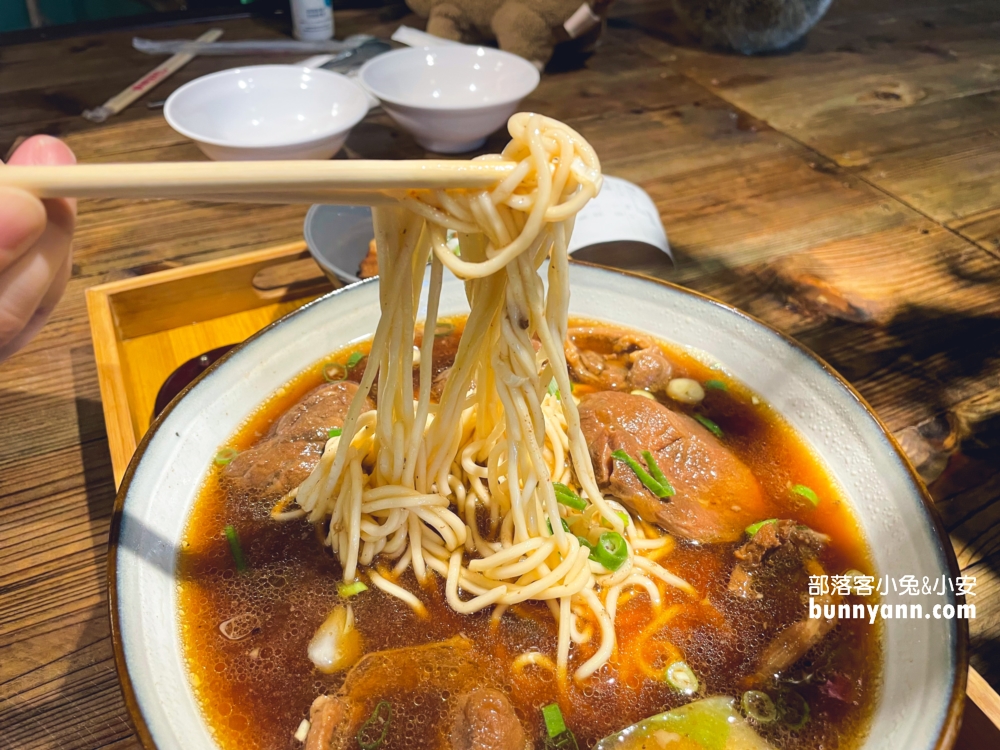 陳師傅牛肉麵大王｜台中西屯超美日雜風牛肉麵店